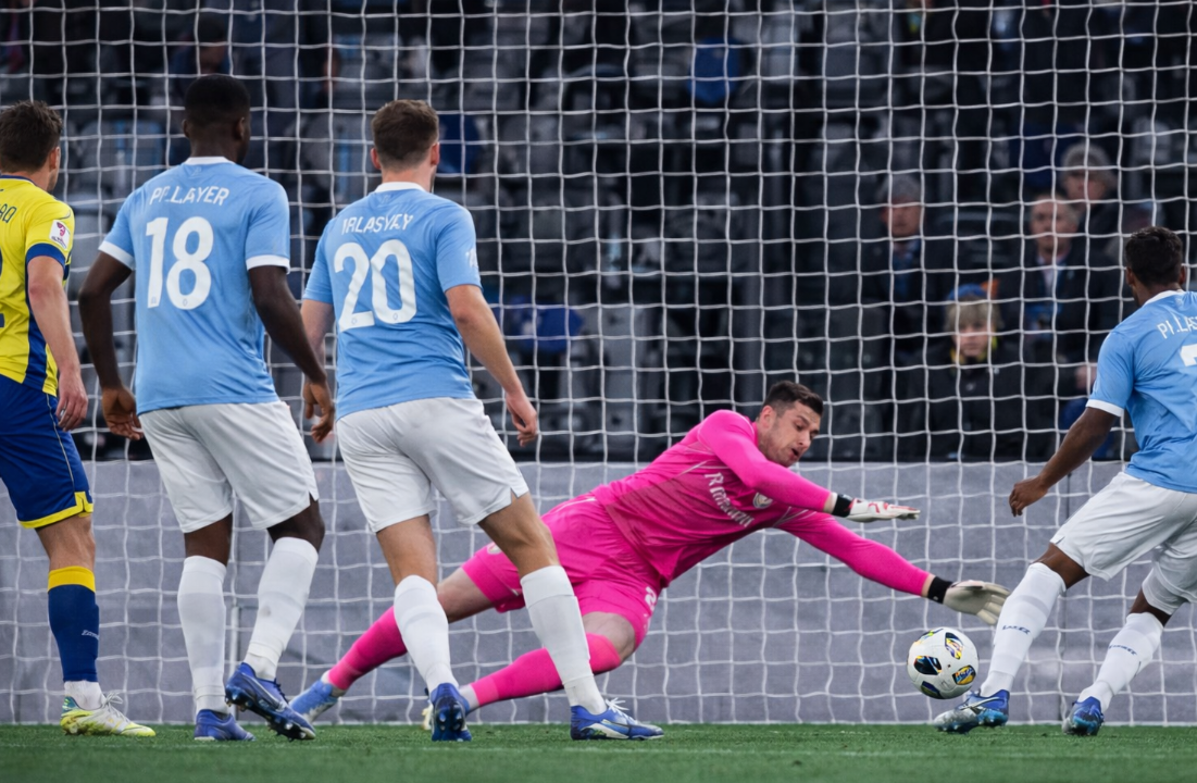 意甲赛场：拉齐奥与帕尔马激战成和，1-1平局收场